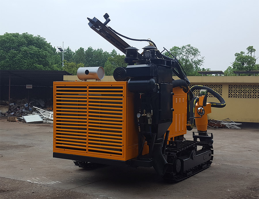 KT5/YCT5型一體式露天潛孔鉆車